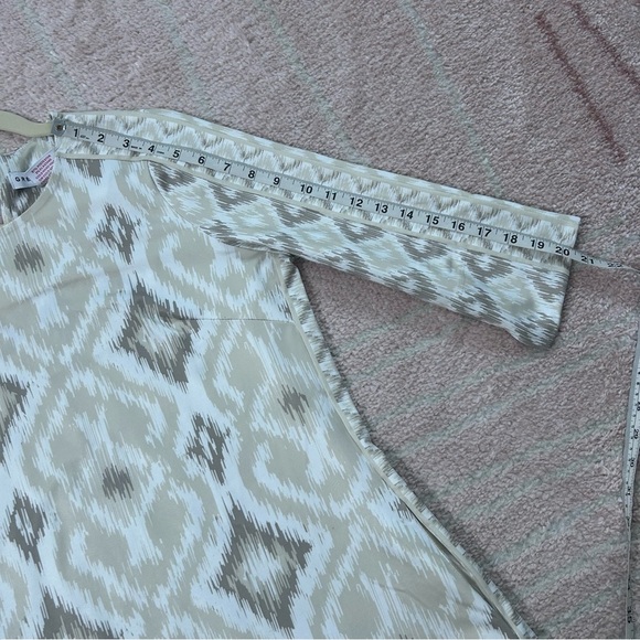 Gretchen Scott Beige Tan White Ikat Print Knee Length Dress Size Medium - Picture 12 of 14